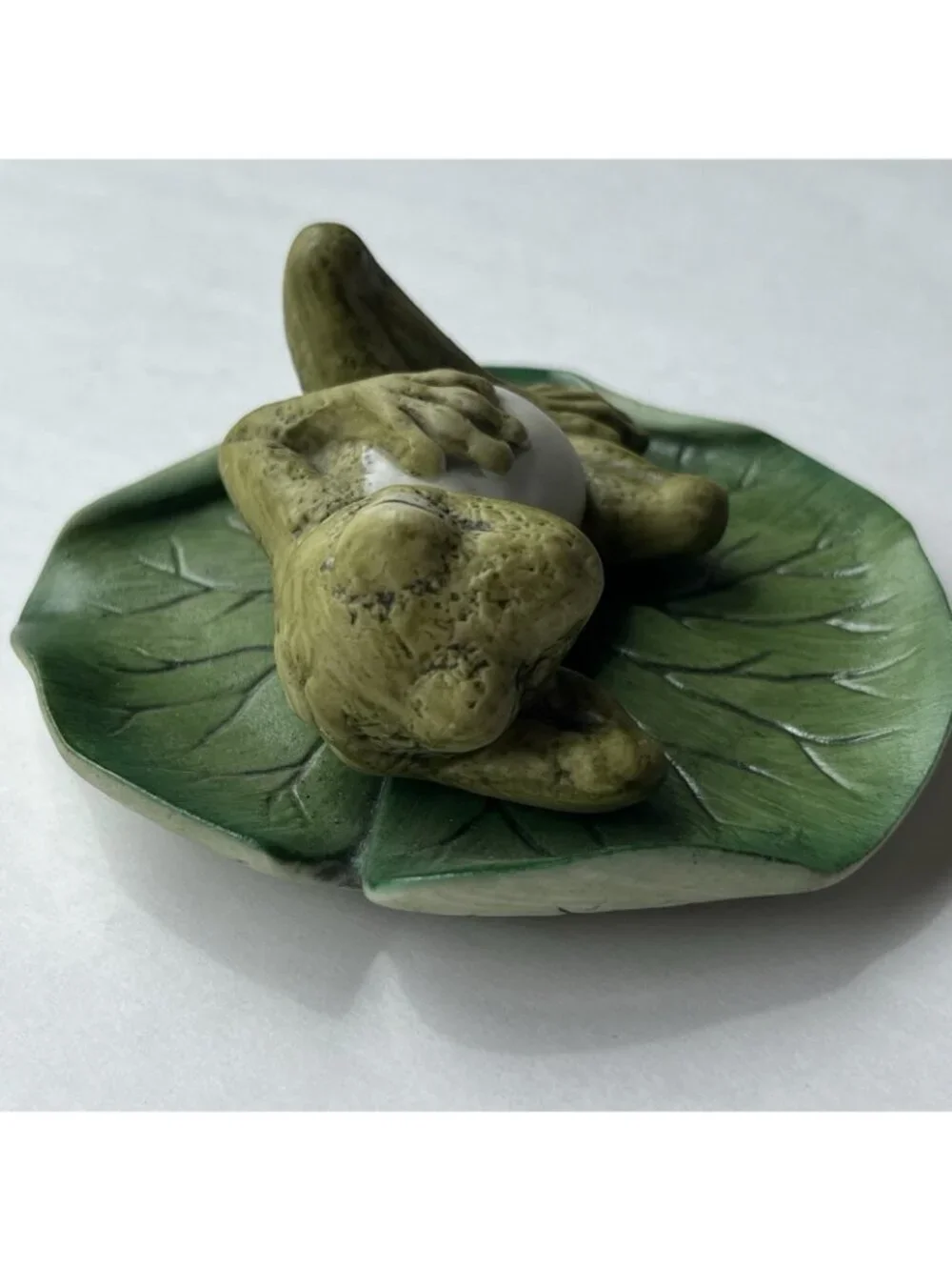 Vintage 1980s Japan Harvey Knox Porcelain Sleeping Frog On Lily Pad Figurine